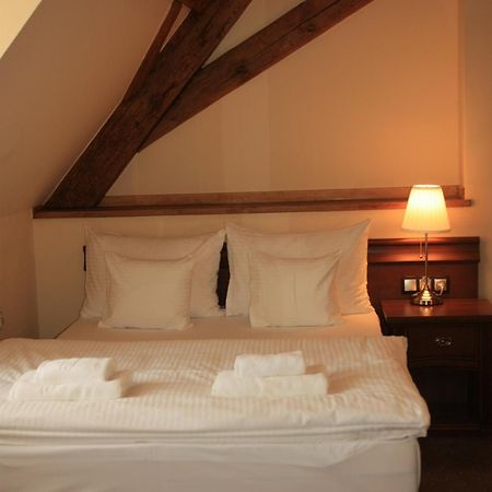 Palac Lagow Zgorzelec Room photo