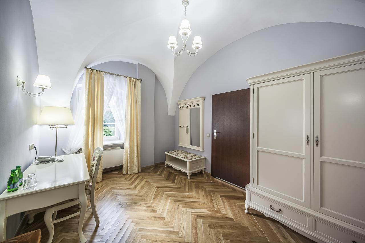 Palac Lagow Zgorzelec Exterior photo